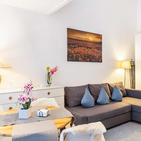 דירה Nahe Airport Ber Maisonettewohnung