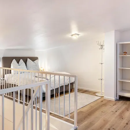 דירה Nahe Airport Ber Maisonettewohnung