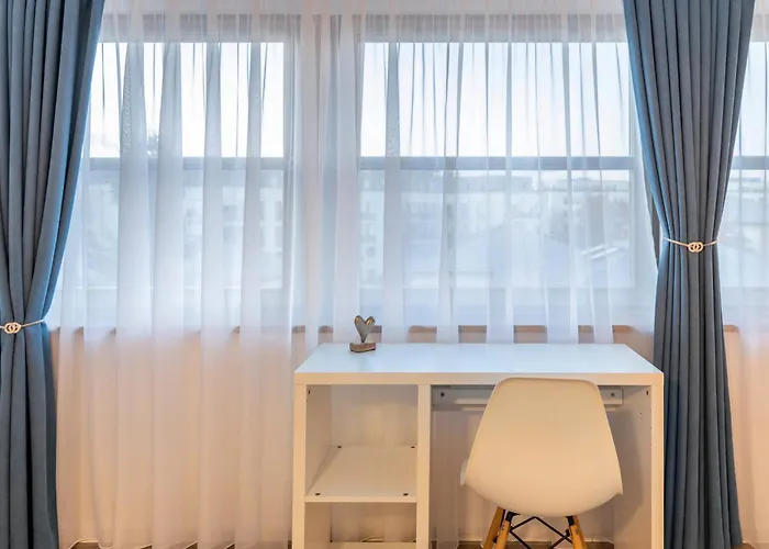 Nahe Airport Ber Maisonettewohnung *